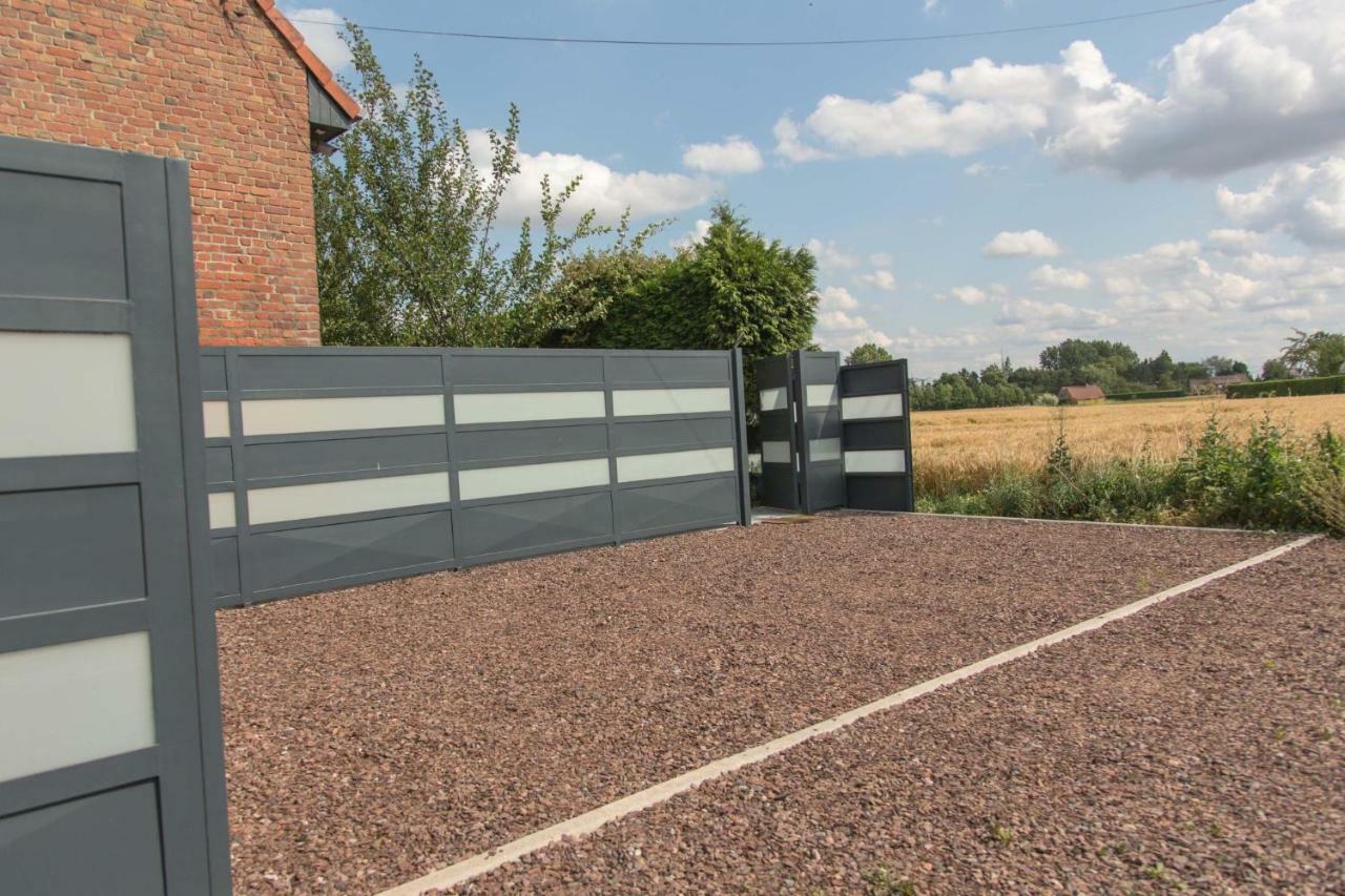 Gites De La Vesee La Chapelle d'Armentieres Luaran gambar